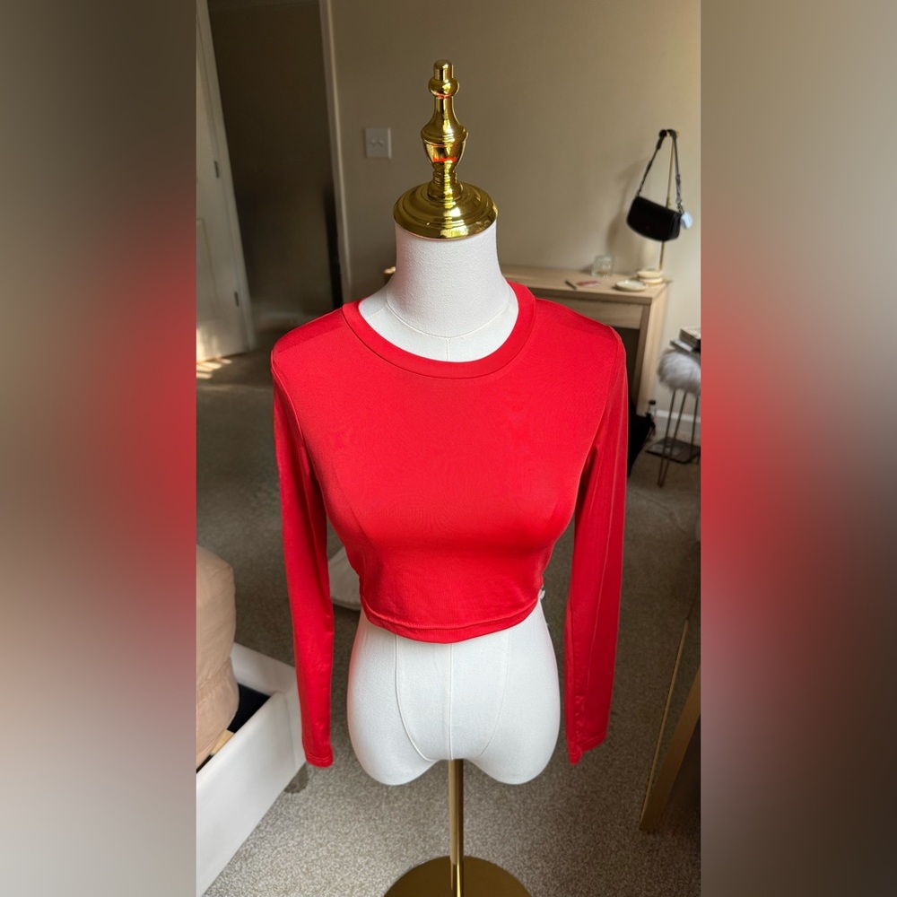 Red Long Sleeve Crop Top